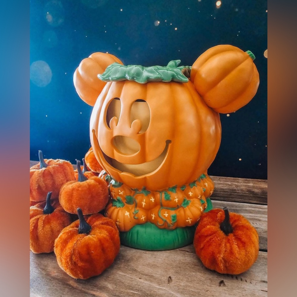 Mickey Mouse Jack-O’-Lantern – Scentsy Warmer- New in Box- $75 - Picture 8 of 13